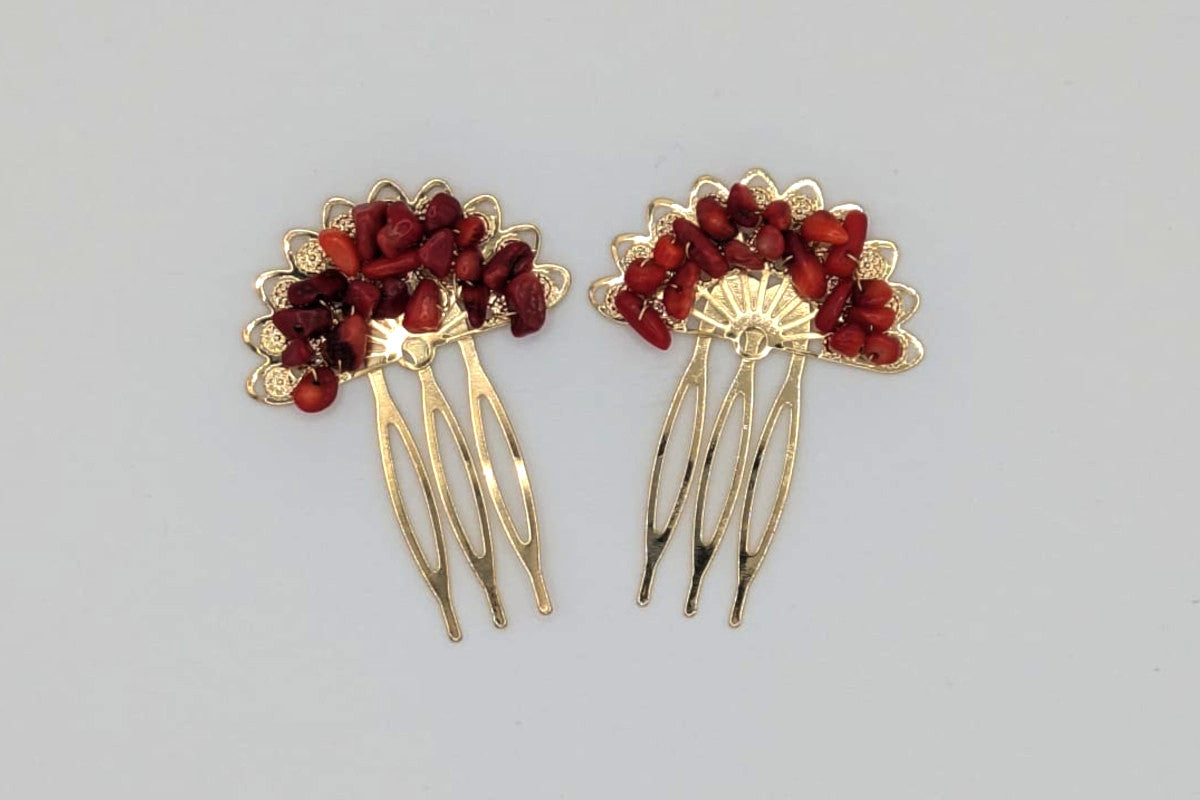 Peinecillo para el pelo abanico piedras rojo