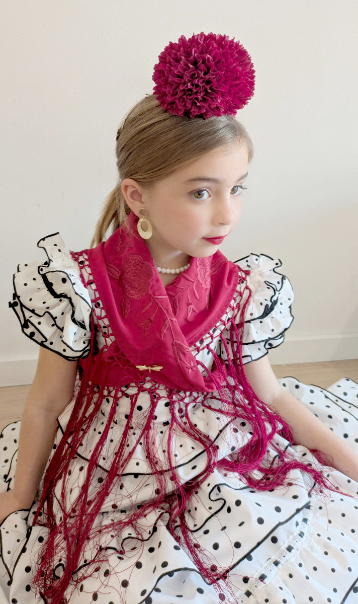 Mantoncillo bordado a tono burdeos - MiBebesito