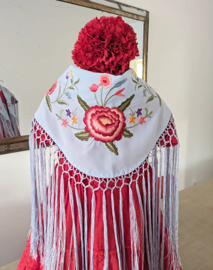 Mantoncillo BORDADO niña celeste - MiBebesito