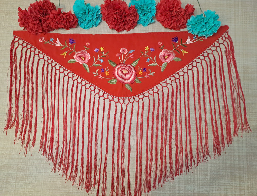 Mantoncillo flamenca niña bordado rojo MiBebesito