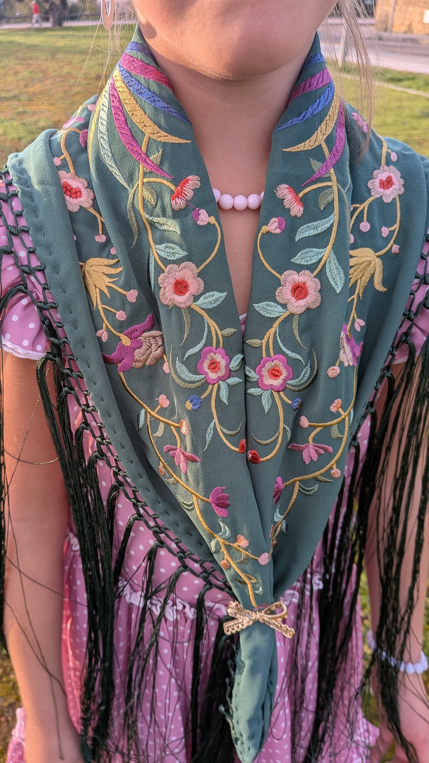 Mantoncillo bordado pájaros verde oscuro