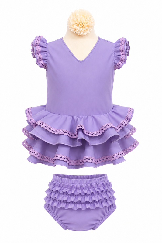 Traje flamenca bebé malva con puntilla a tono y braguita a juego para feria - MiBebesito