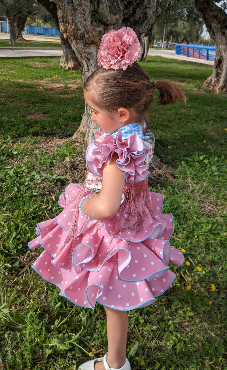 Vestido de flamenca corto niña nude