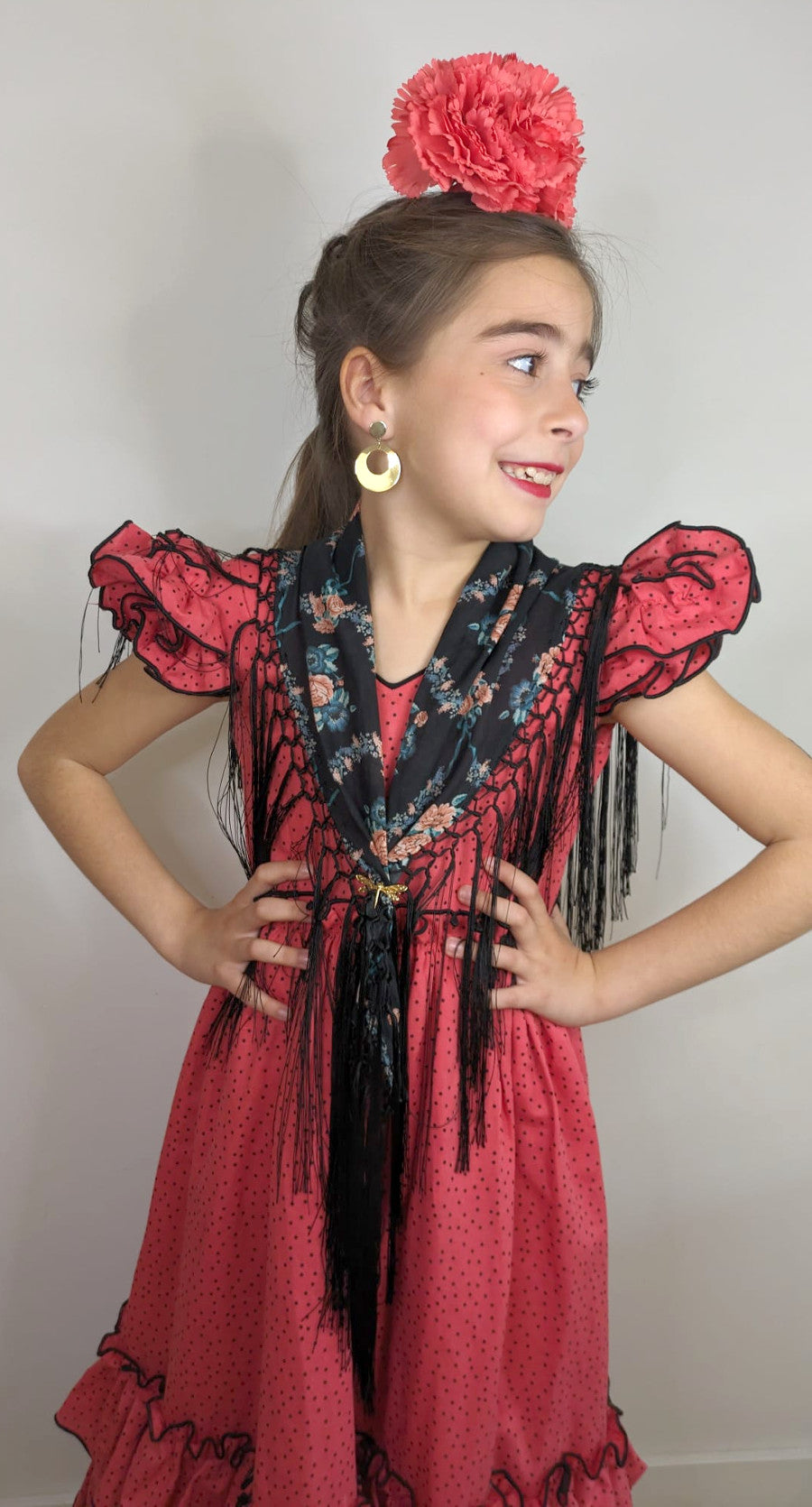 Vestido de flamenca lino coral y lunar negro